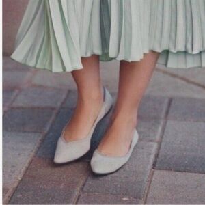 Rothy’s The Point Birdseye Light Grey “Retired“ Flats 8.5 Comfort